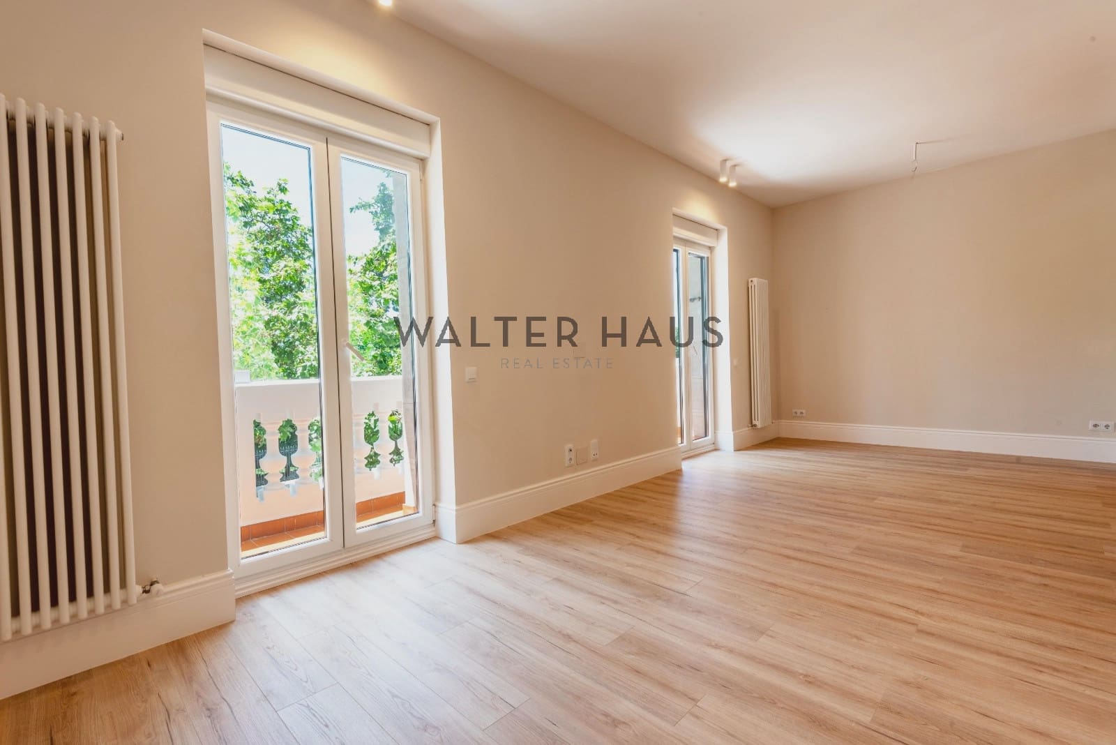 3 slaapkamer Flat te koop in Madrid stad - € 1.650.000 (Ref: 9266636)