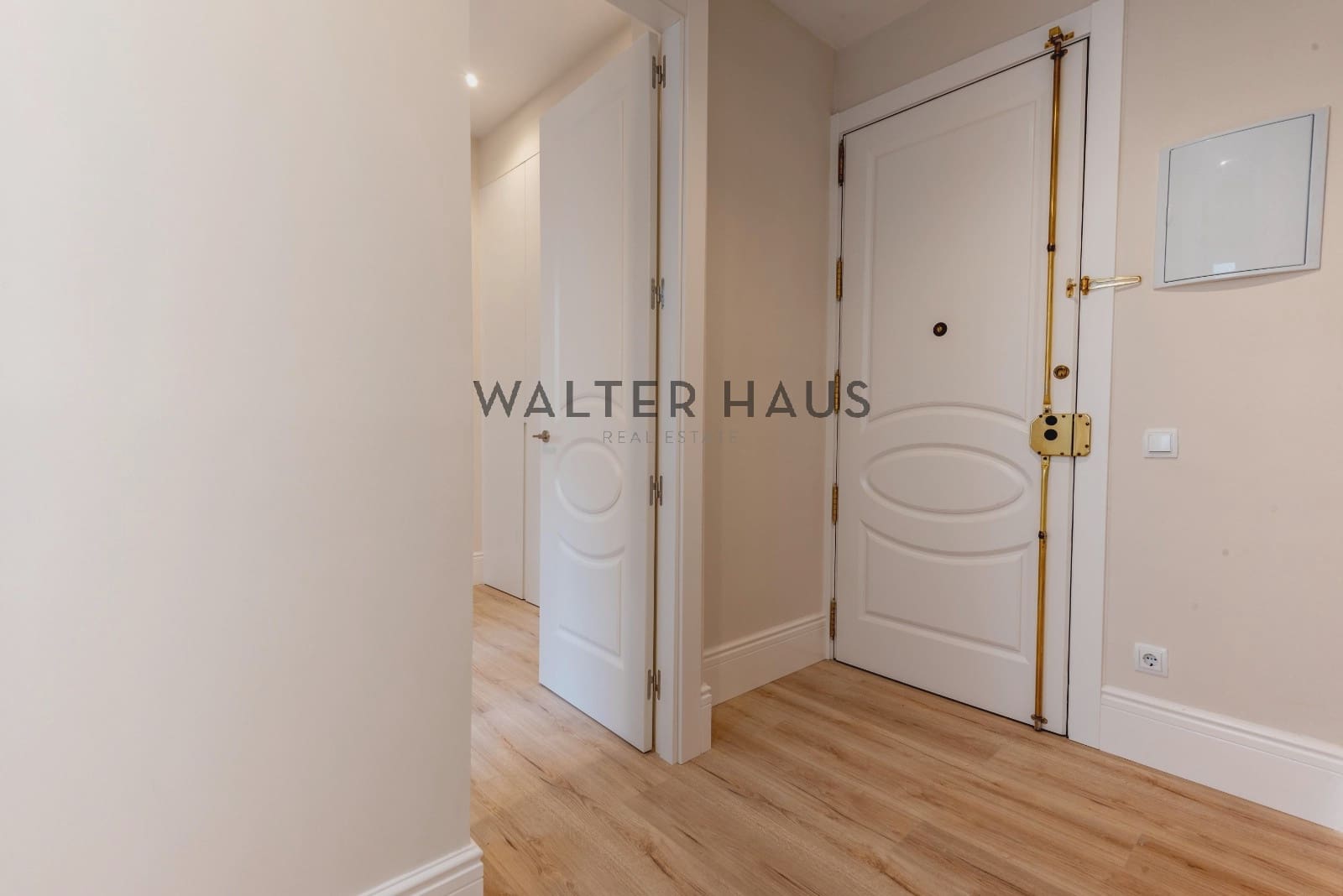 3 slaapkamer Flat te koop in Madrid stad - € 1.650.000 (Ref: 9266636)