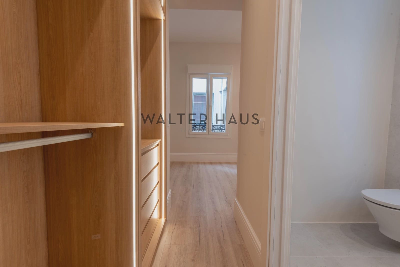 3 slaapkamer Flat te koop in Madrid stad - € 1.650.000 (Ref: 9266636)
