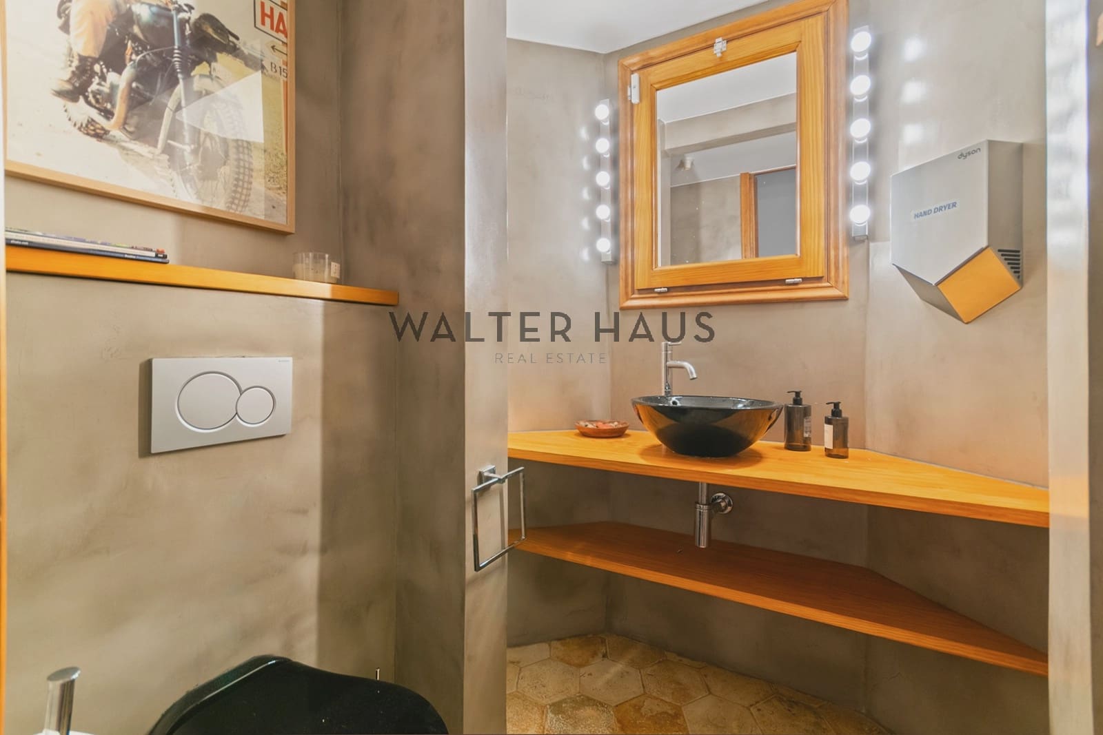 2 soveværelse Lejlighed til salg i Barcelona by med swimmingpool - € 1.092.000 (Ref: 9267836)