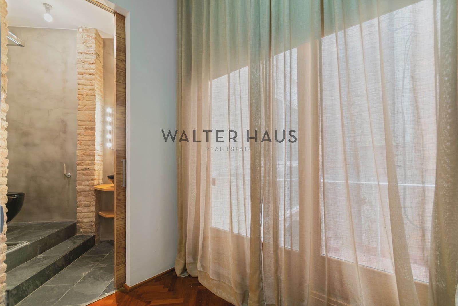 2 soveværelse Lejlighed til salg i Barcelona by med swimmingpool - € 1.092.000 (Ref: 9267836)