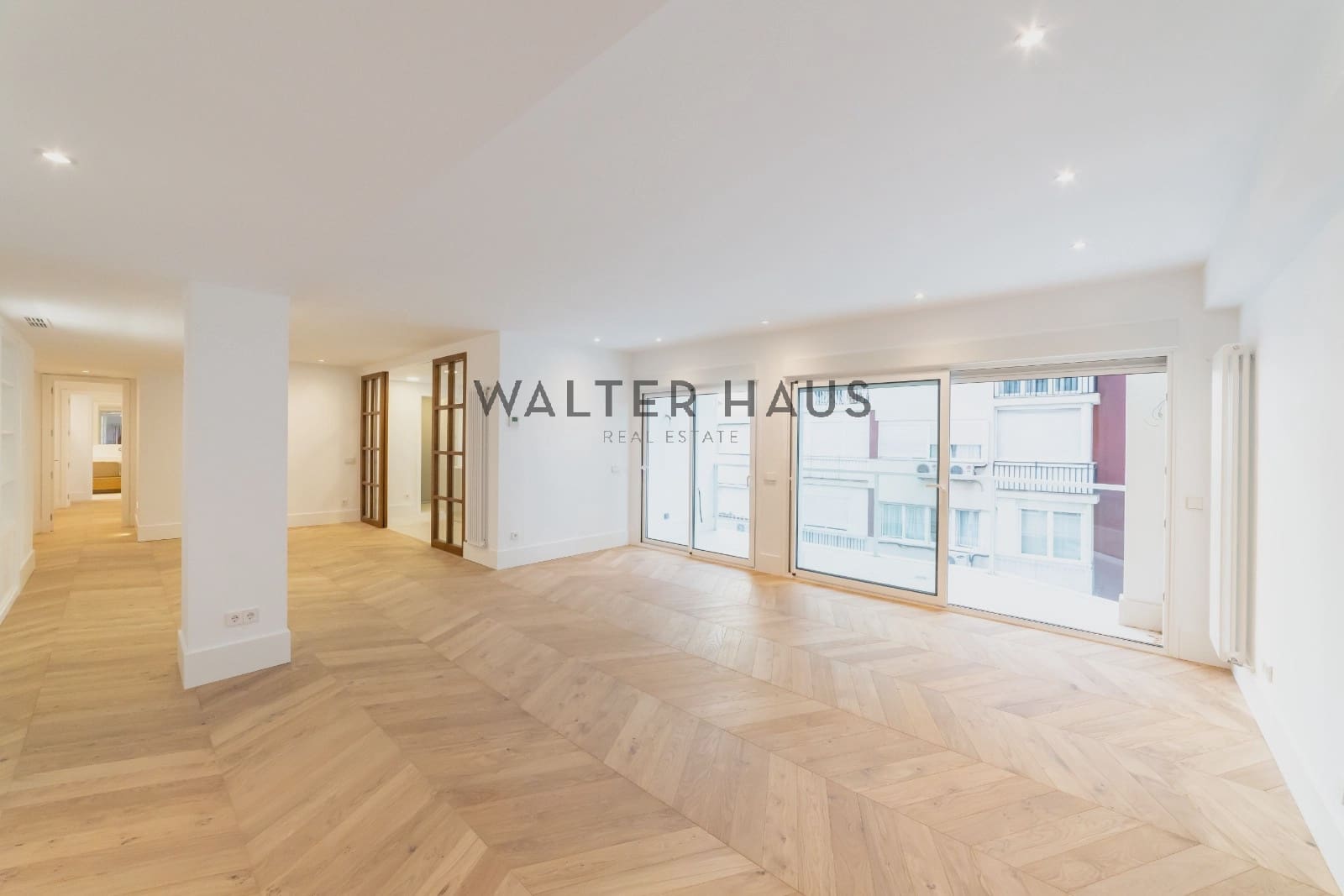 3 slaapkamer Flat te koop in Madrid stad met zwembad - € 3.100.000 (Ref: 9270602)