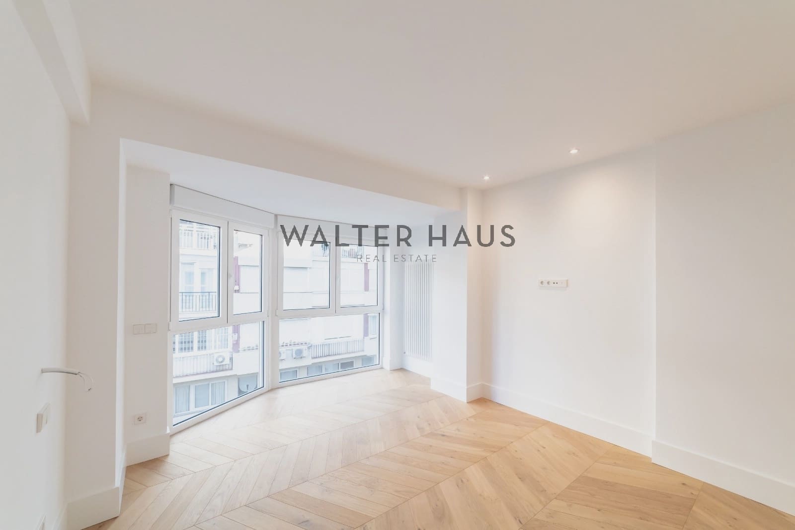 3 slaapkamer Flat te koop in Madrid stad met zwembad - € 3.100.000 (Ref: 9270602)