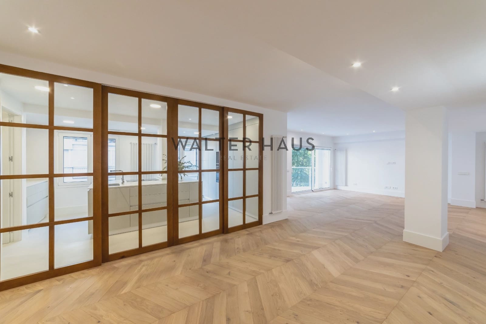 3 slaapkamer Flat te koop in Madrid stad met zwembad - € 3.100.000 (Ref: 9270602)