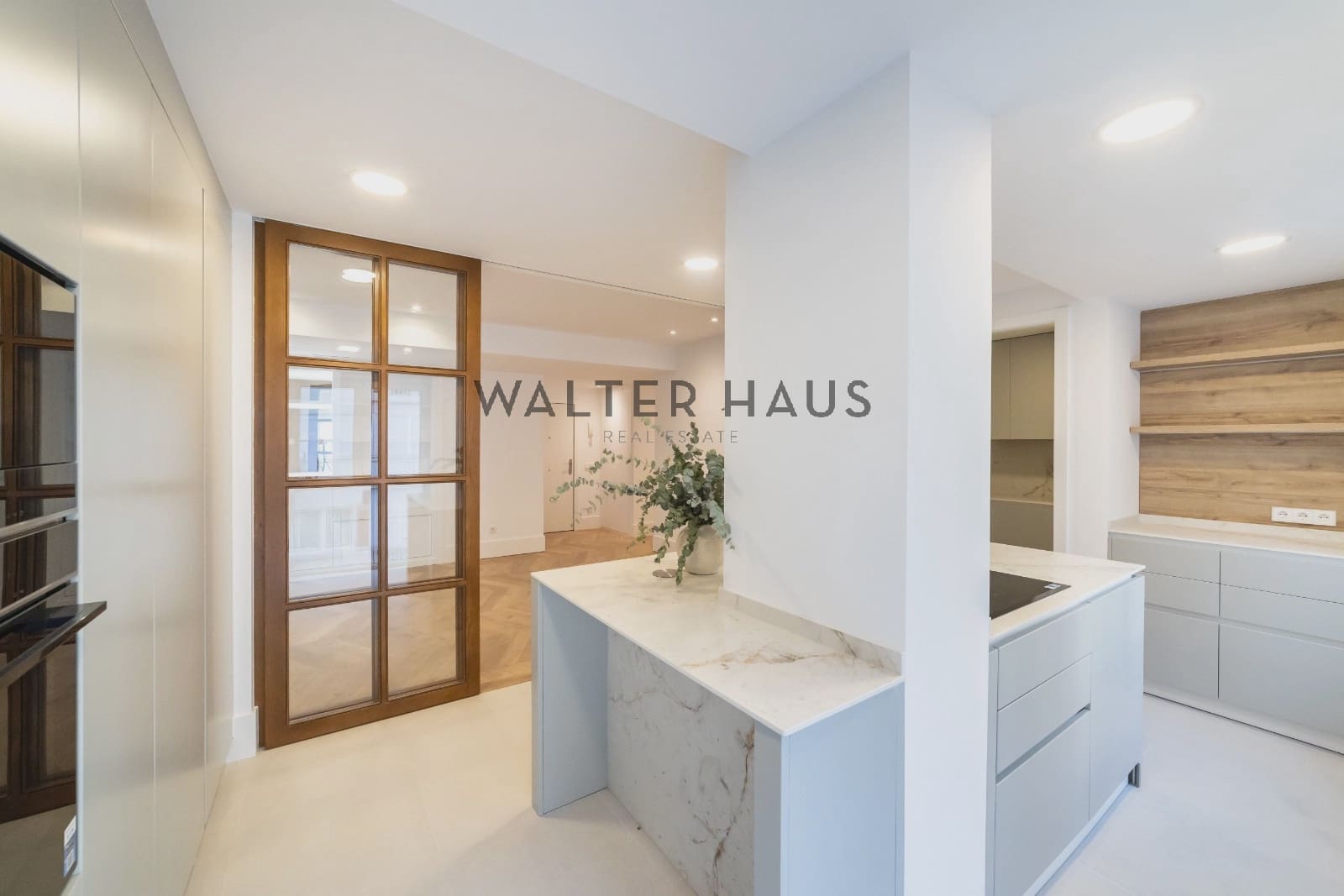 3 slaapkamer Flat te koop in Madrid stad met zwembad - € 3.100.000 (Ref: 9270602)