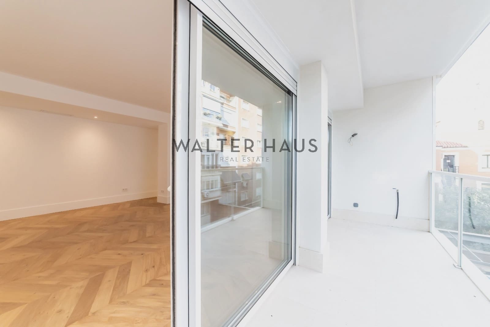 3 slaapkamer Flat te koop in Madrid stad met zwembad - € 3.100.000 (Ref: 9270602)