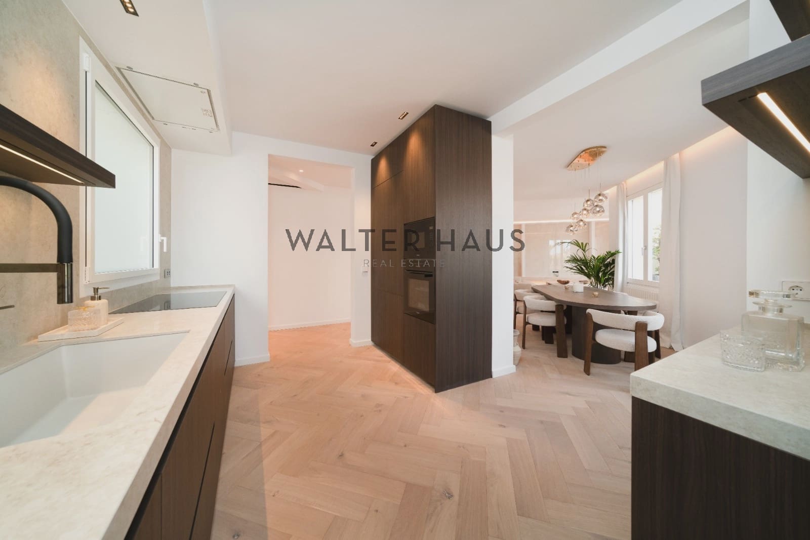 3 soveværelse Penthouse til salg i Barcelona by - € 2.950.000 (Ref: 9270603)