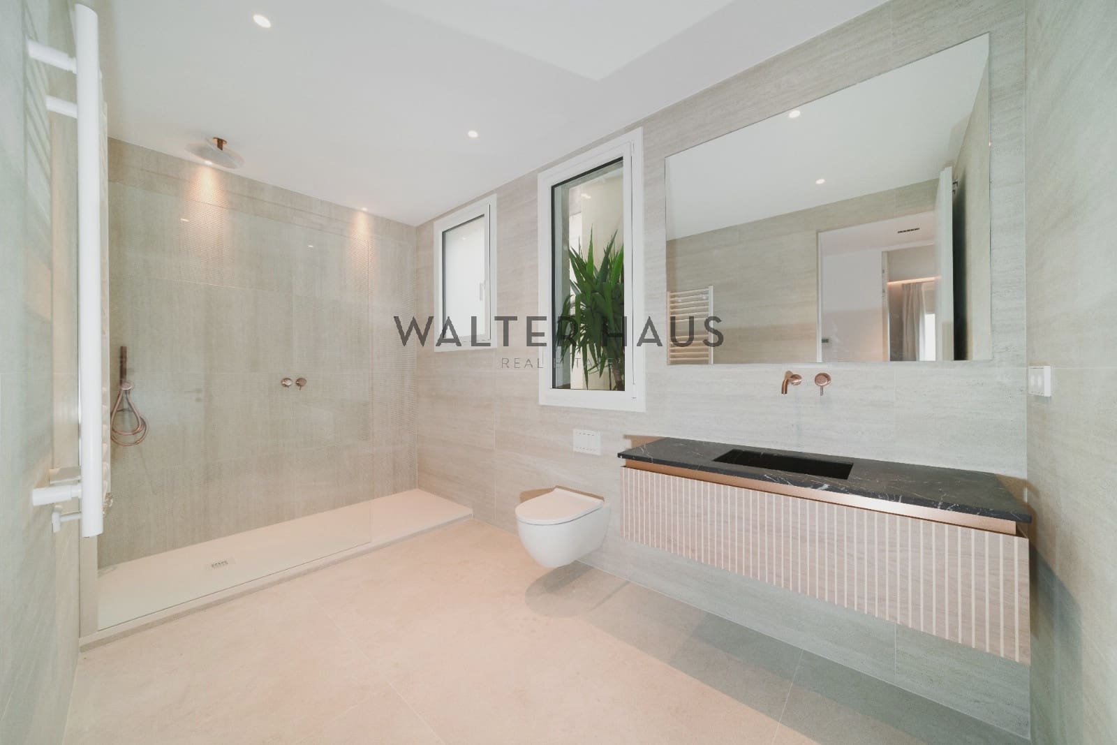 3 soveværelse Penthouse til salg i Barcelona by - € 2.950.000 (Ref: 9270603)