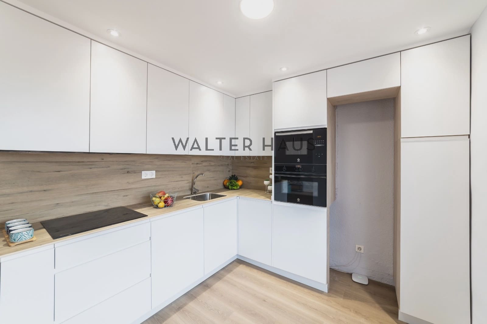 2 soveværelse Lejlighed til salg i Madrid by - € 799.000 (Ref: 9275229)