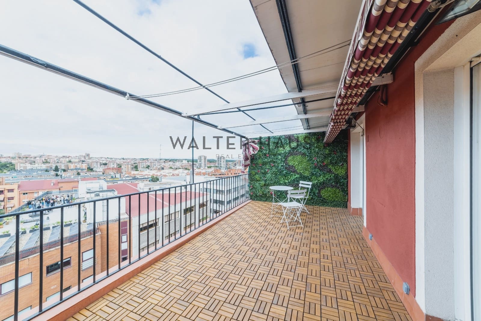 2 soveværelse Lejlighed til salg i Madrid by - € 799.000 (Ref: 9275229)