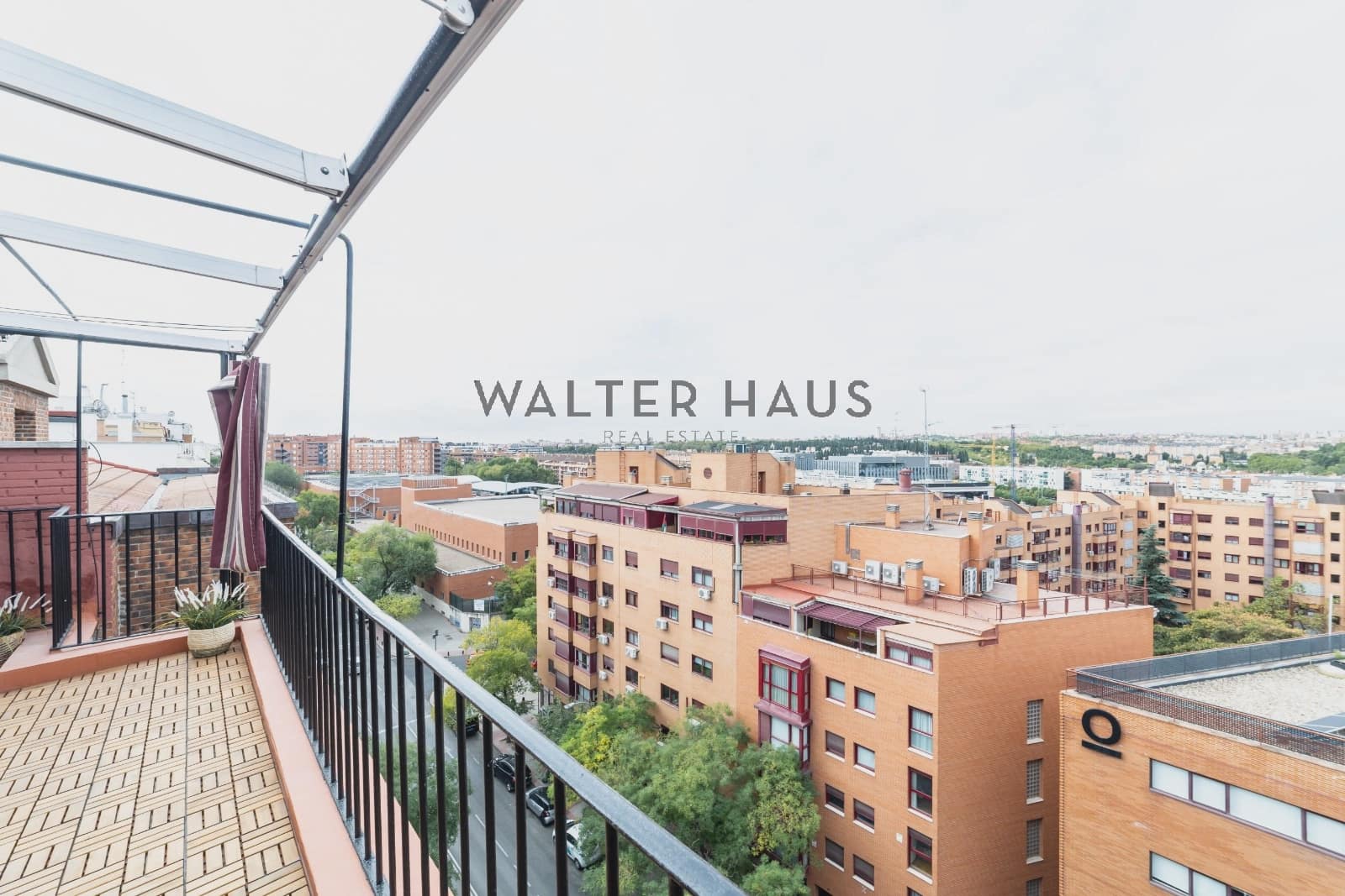 2 soveværelse Lejlighed til salg i Madrid by - € 799.000 (Ref: 9275229)