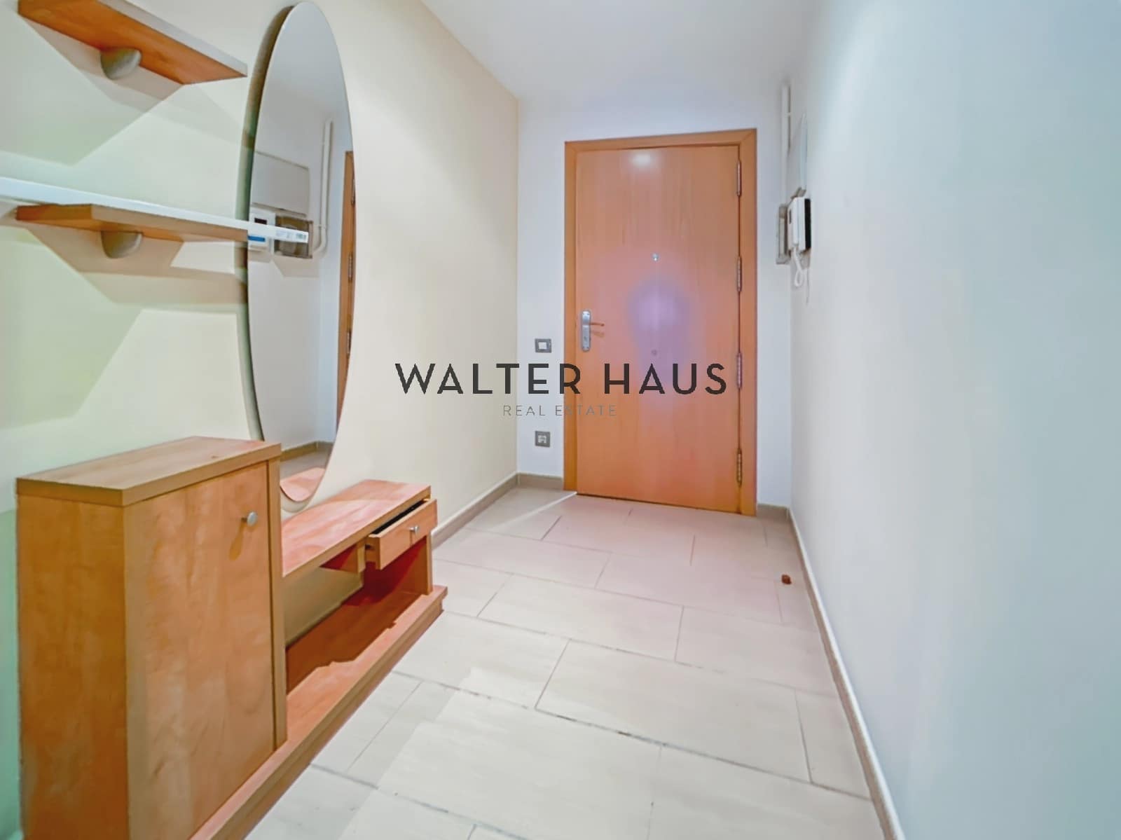 2 bedroom Flat for sale in Barcelona city with pool - € 550,000 (Ref: 9278507)