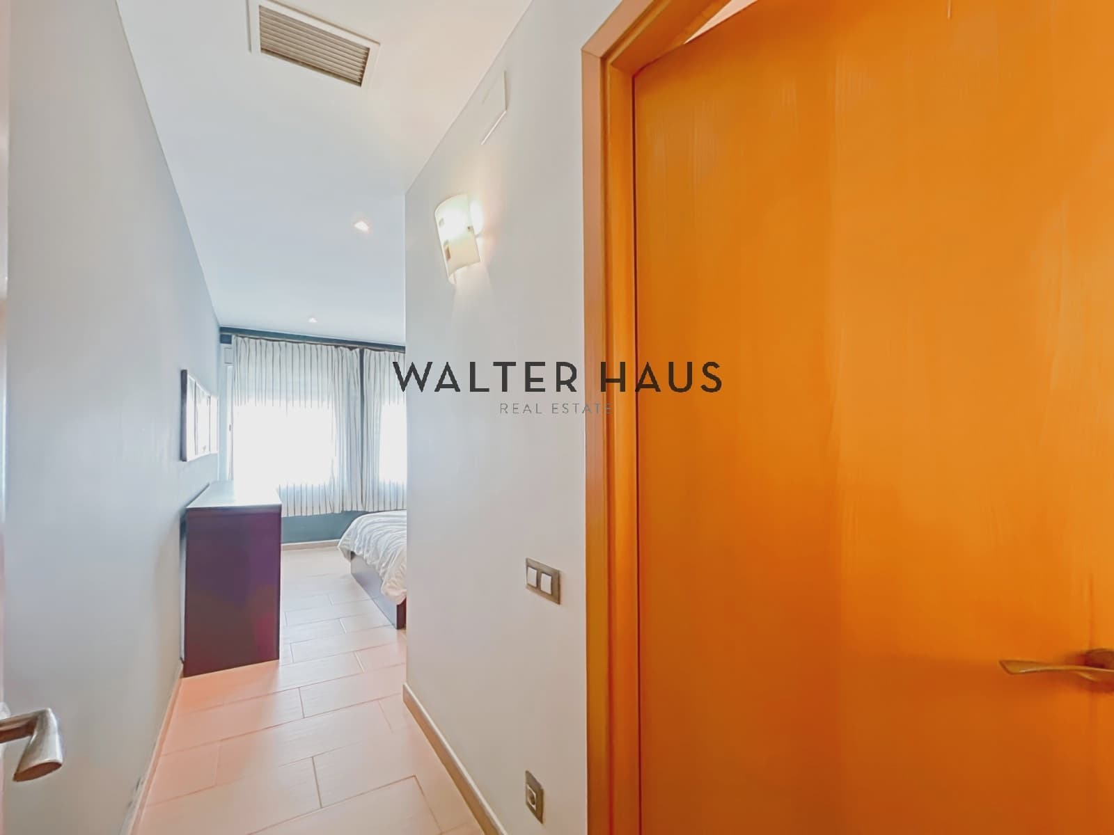 2 bedroom Flat for sale in Barcelona city with pool - € 550,000 (Ref: 9278507)