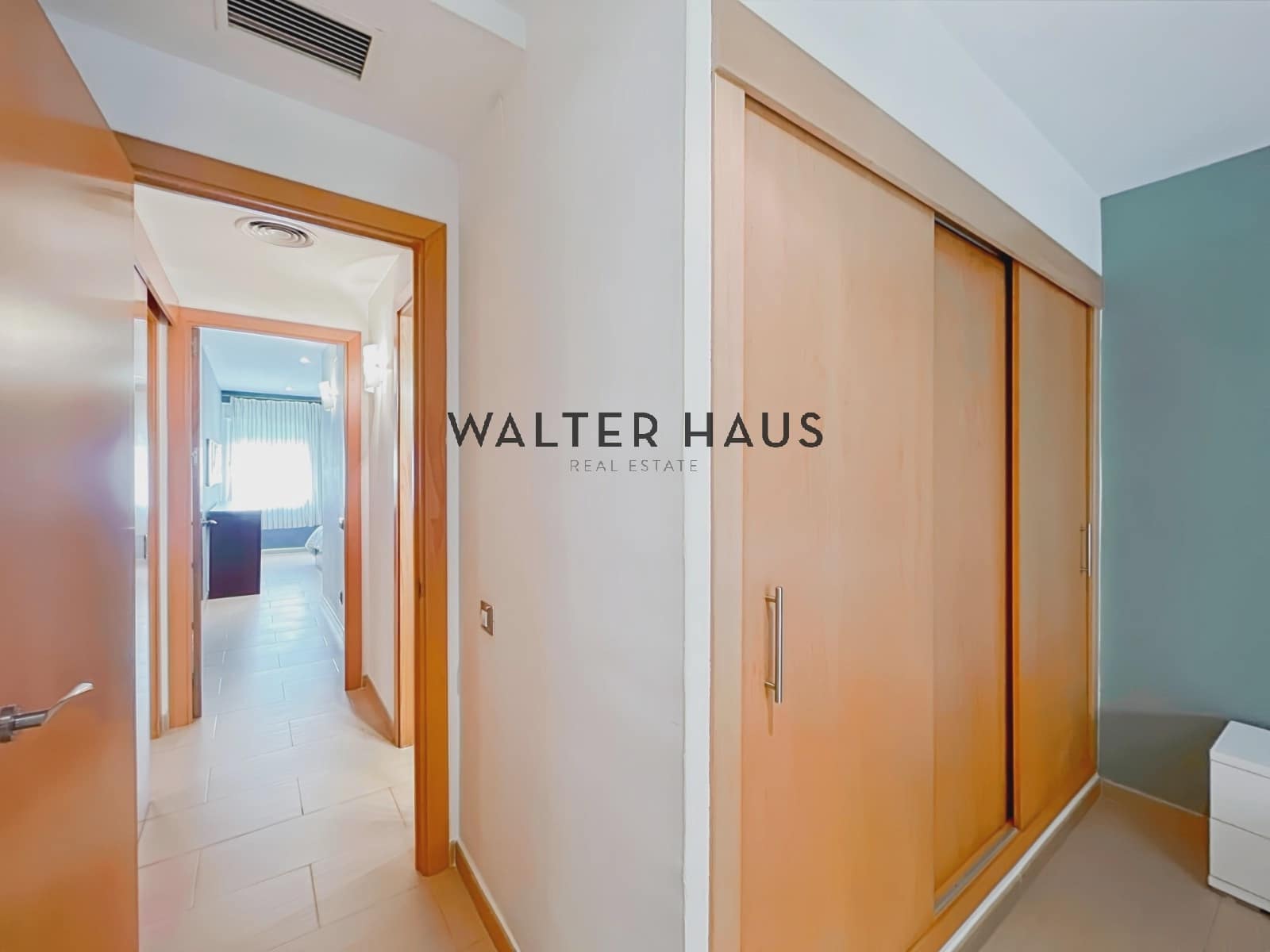 2 bedroom Flat for sale in Barcelona city with pool - € 550,000 (Ref: 9278507)