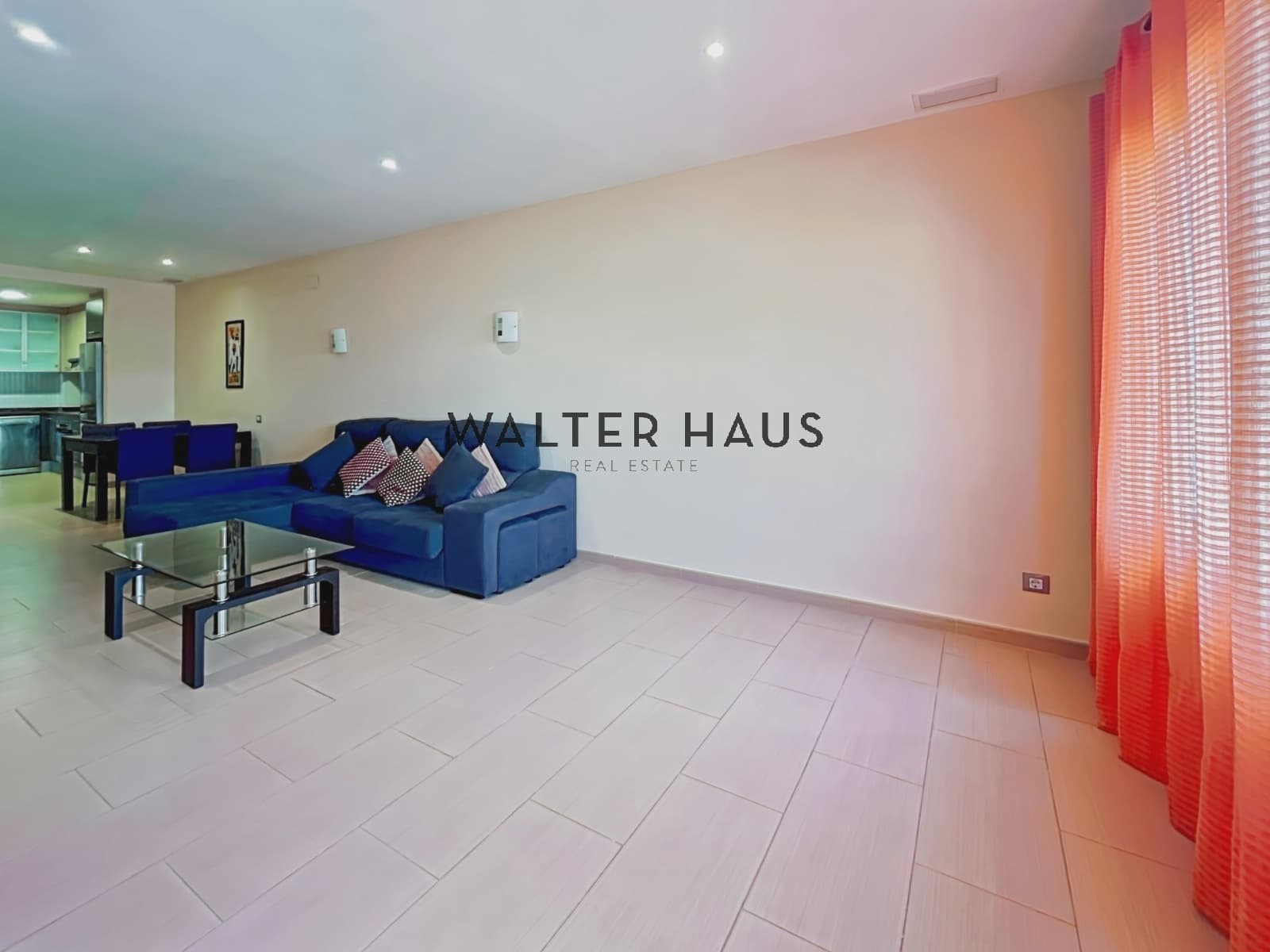 2 bedroom Flat for sale in Barcelona city with pool - € 550,000 (Ref: 9278507)