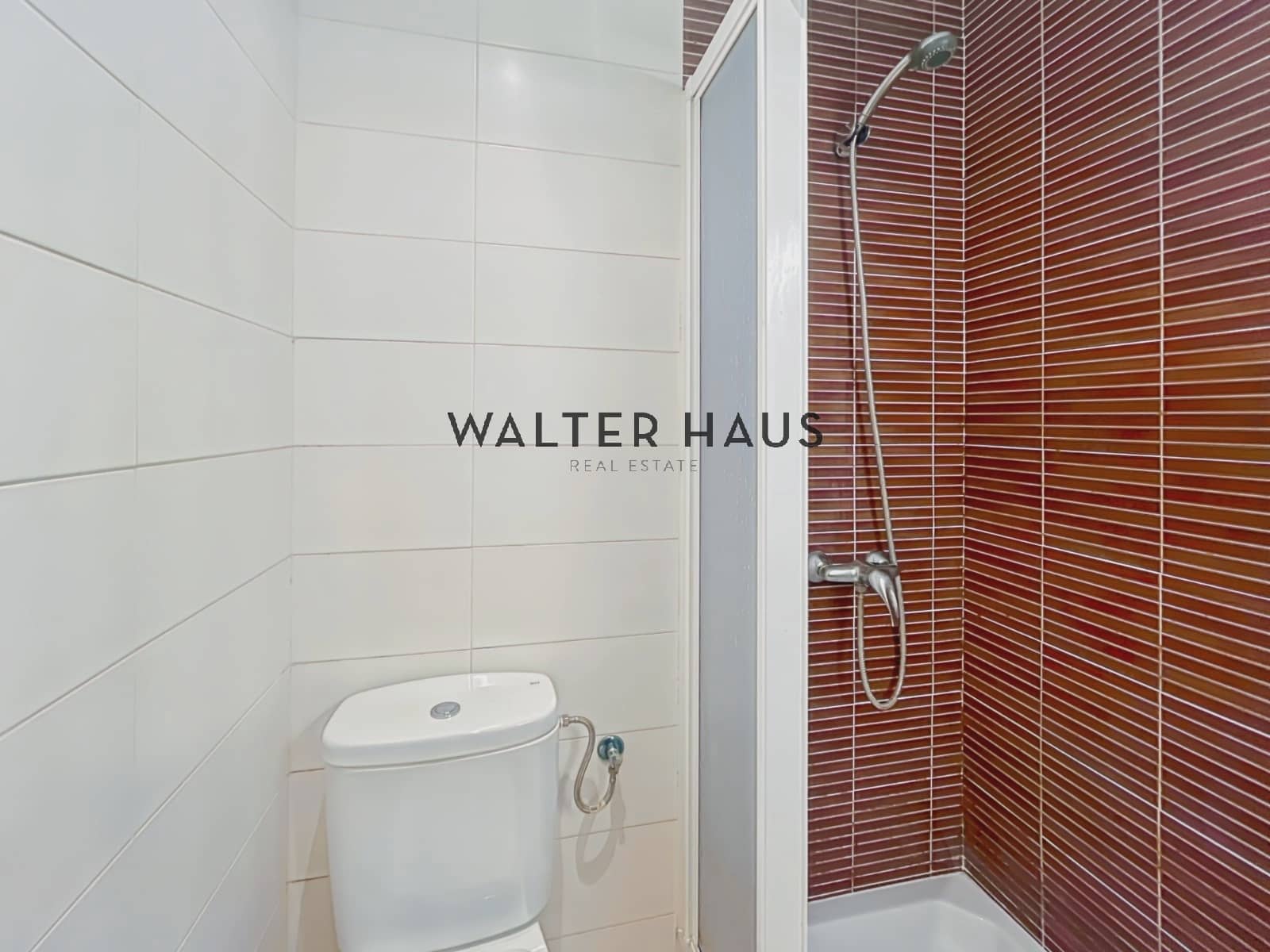 2 bedroom Flat for sale in Barcelona city with pool - € 550,000 (Ref: 9278507)