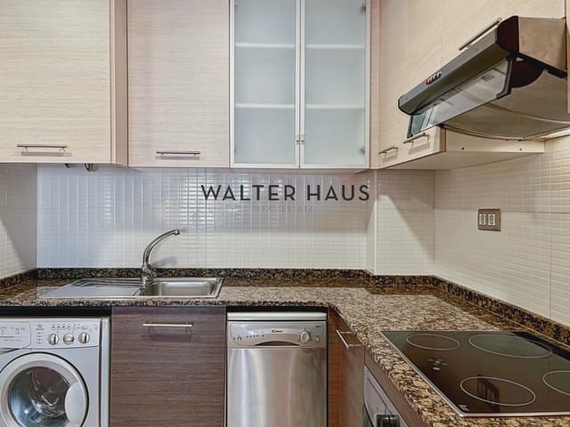 2 bedroom Flat for sale in La Sagrada Família, Barcelona city with pool - € 550,000 (Ref: 9278507)