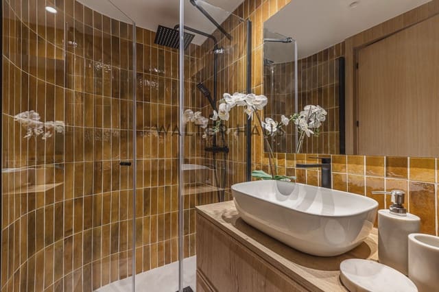 3 bedroom Flat for sale in Cortes, Madrid city - € 1,150,000 (Ref: 9279791)