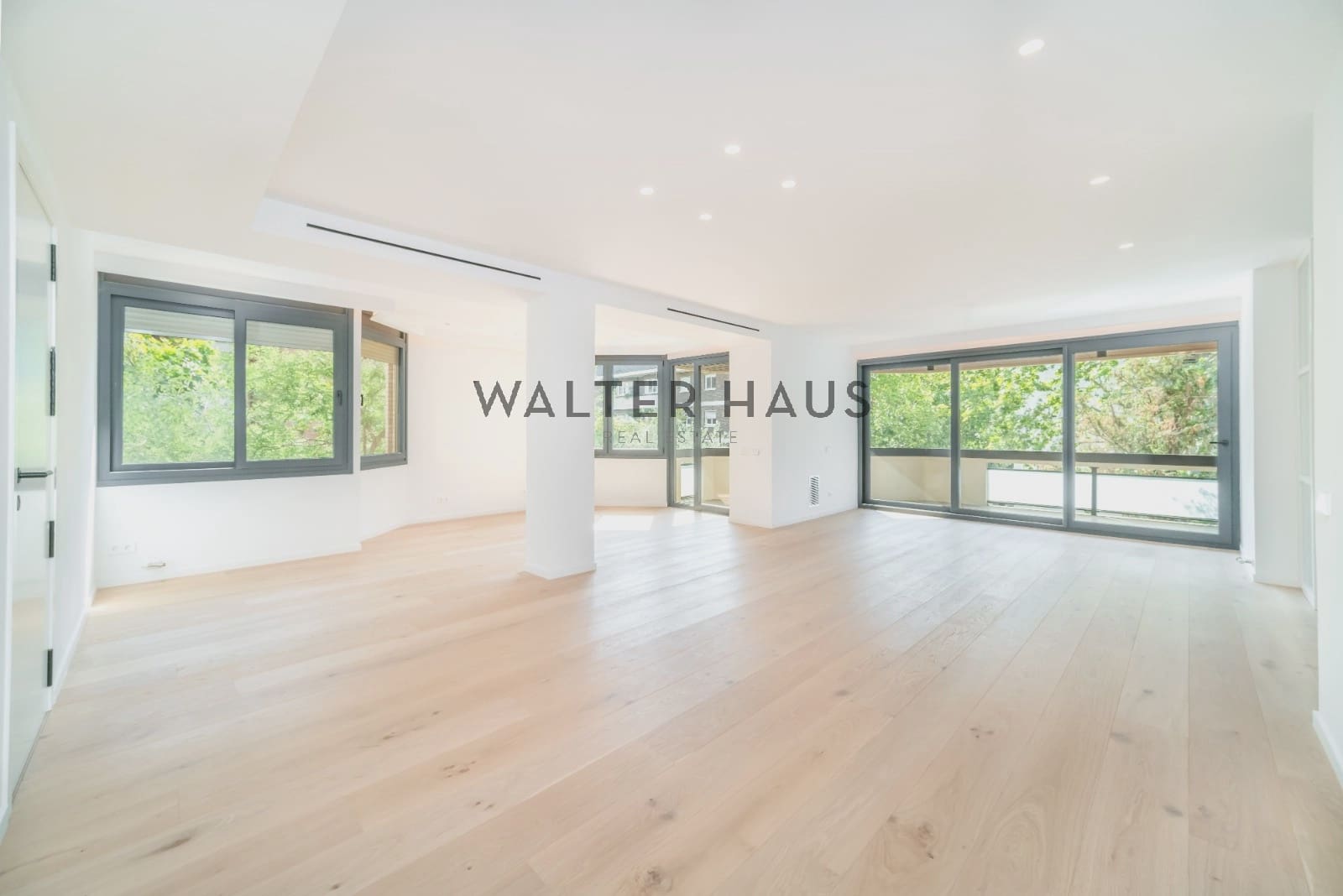 4 sypialnia Mieszkanie na sprzedaż w Miasto Barcelona - 2 400 000 € (Ref: 9282841)