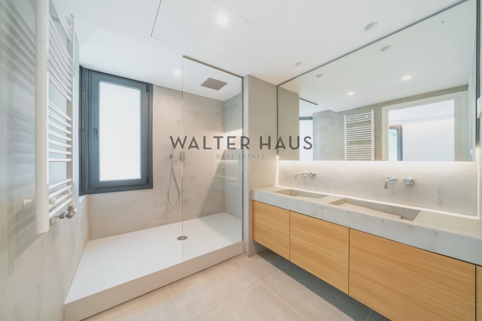 4 sypialnia Mieszkanie na sprzedaż w Miasto Barcelona - 2 400 000 € (Ref: 9282841)