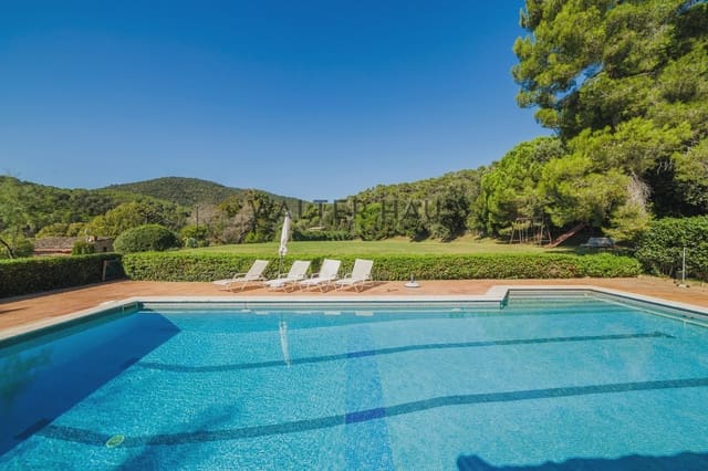 7 bedroom Villa for sale in Vall-llobrega - € 2,500,000 (Ref: 9283553)