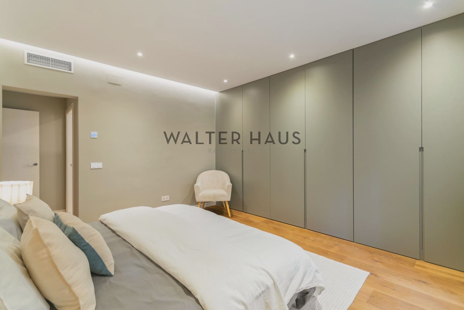 4 soveværelse Lejlighed til salg i Barcelona by - € 1.290.000 (Ref: 9289748)