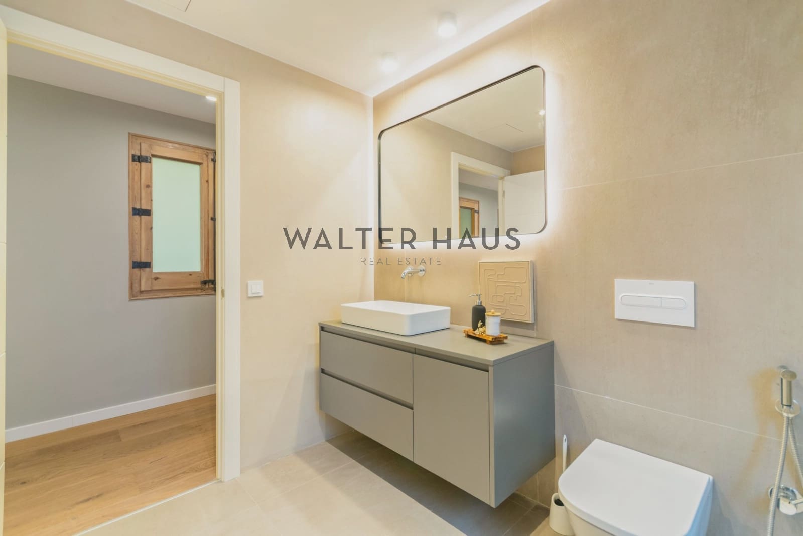 4 soveværelse Lejlighed til salg i Barcelona by - € 1.290.000 (Ref: 9289748)