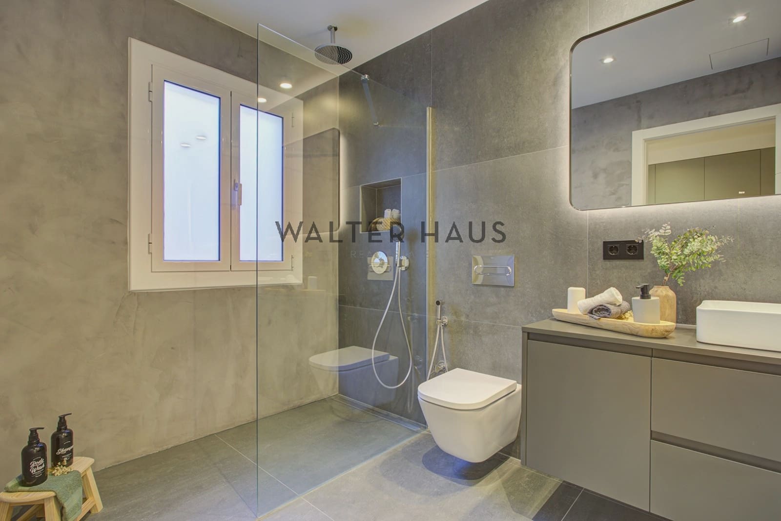 4 sovrum Lägenhet till salu i Barcelona stad - 1 290 000 € (Ref: 9289748)