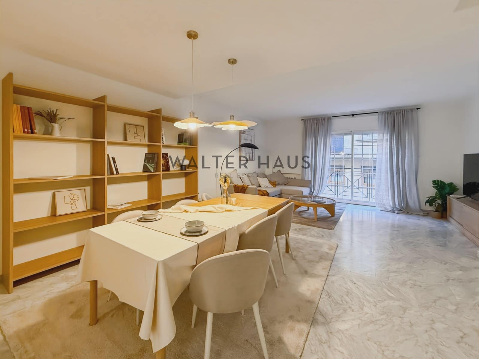 Villa/Maison de 4 chambres à louer à Barcelone ville - 3 400 € (Ref: 9293793)