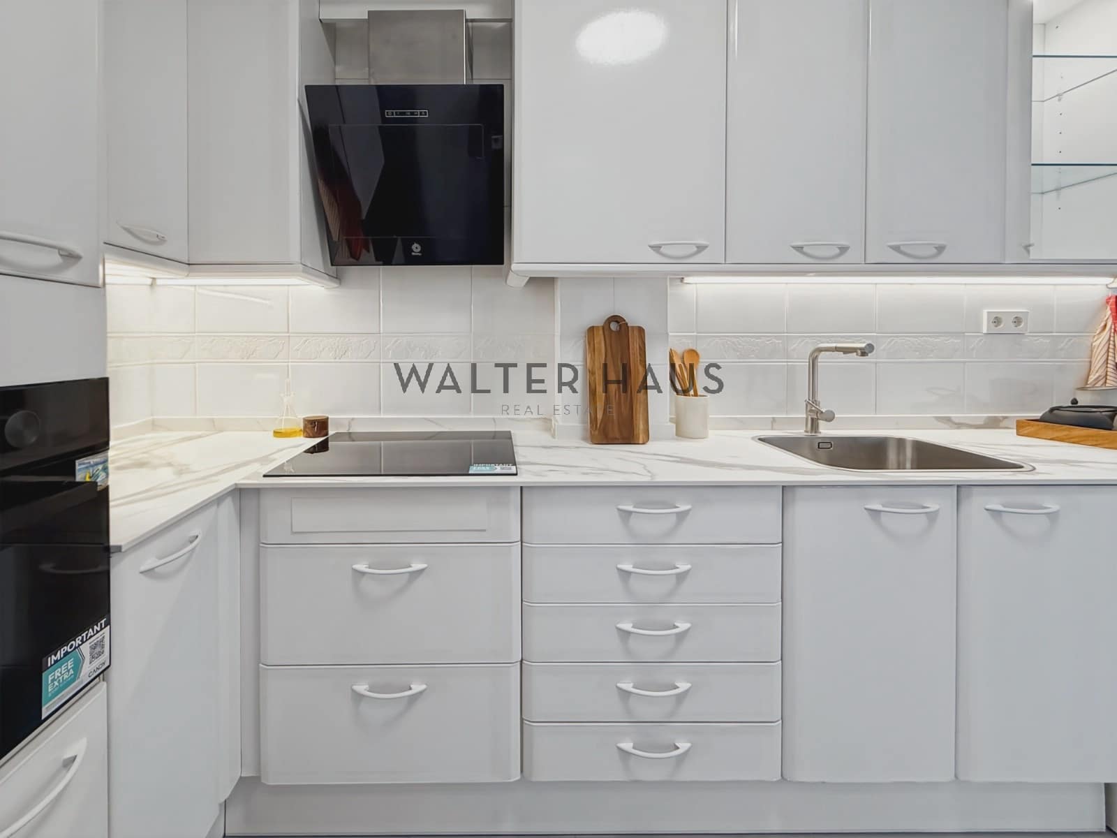 Villa/Maison de 4 chambres à louer à Barcelone ville - 3 400 € (Ref: 9293793)