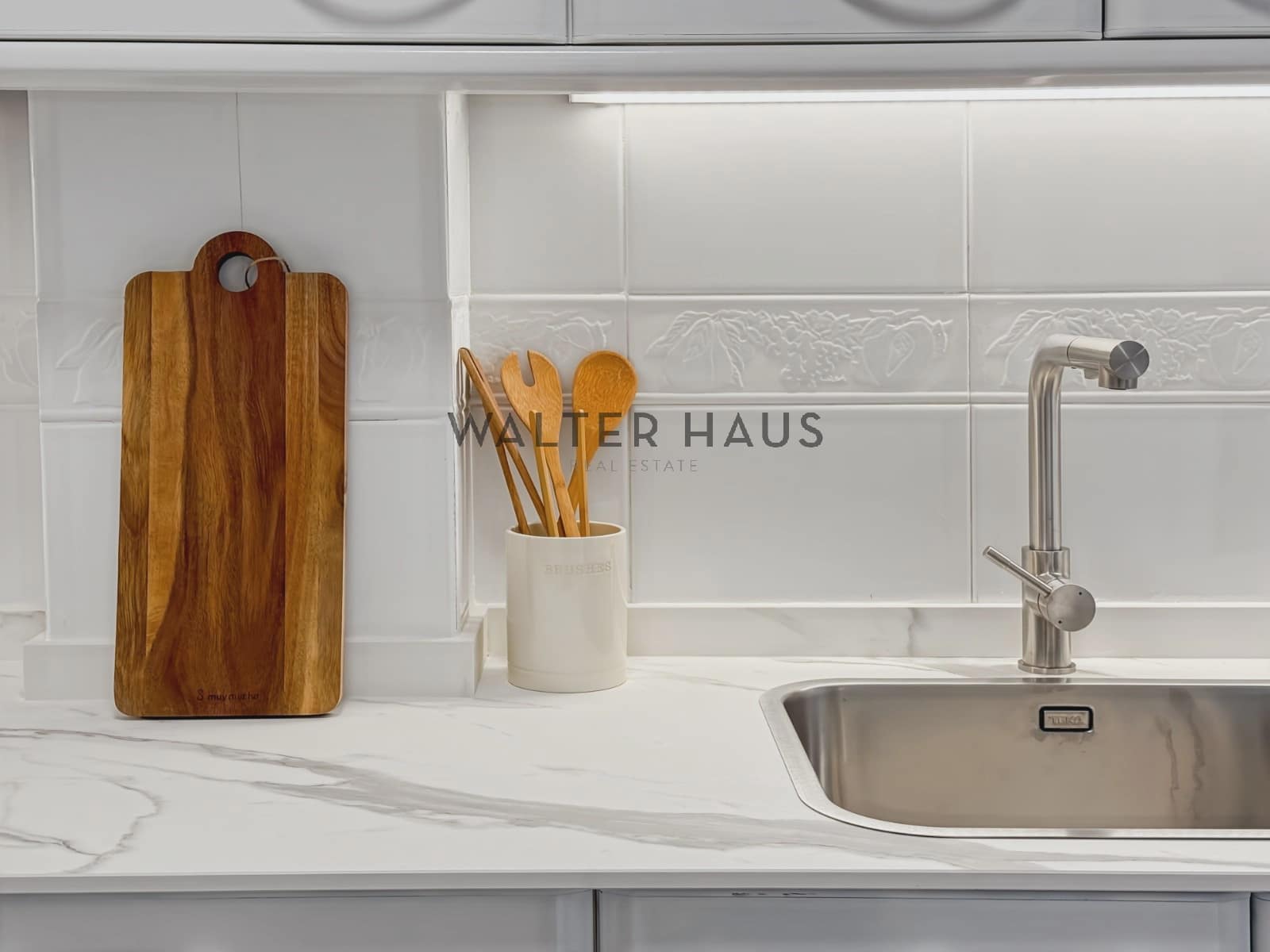 Villa/Maison de 4 chambres à louer à Barcelone ville - 3 400 € (Ref: 9293793)