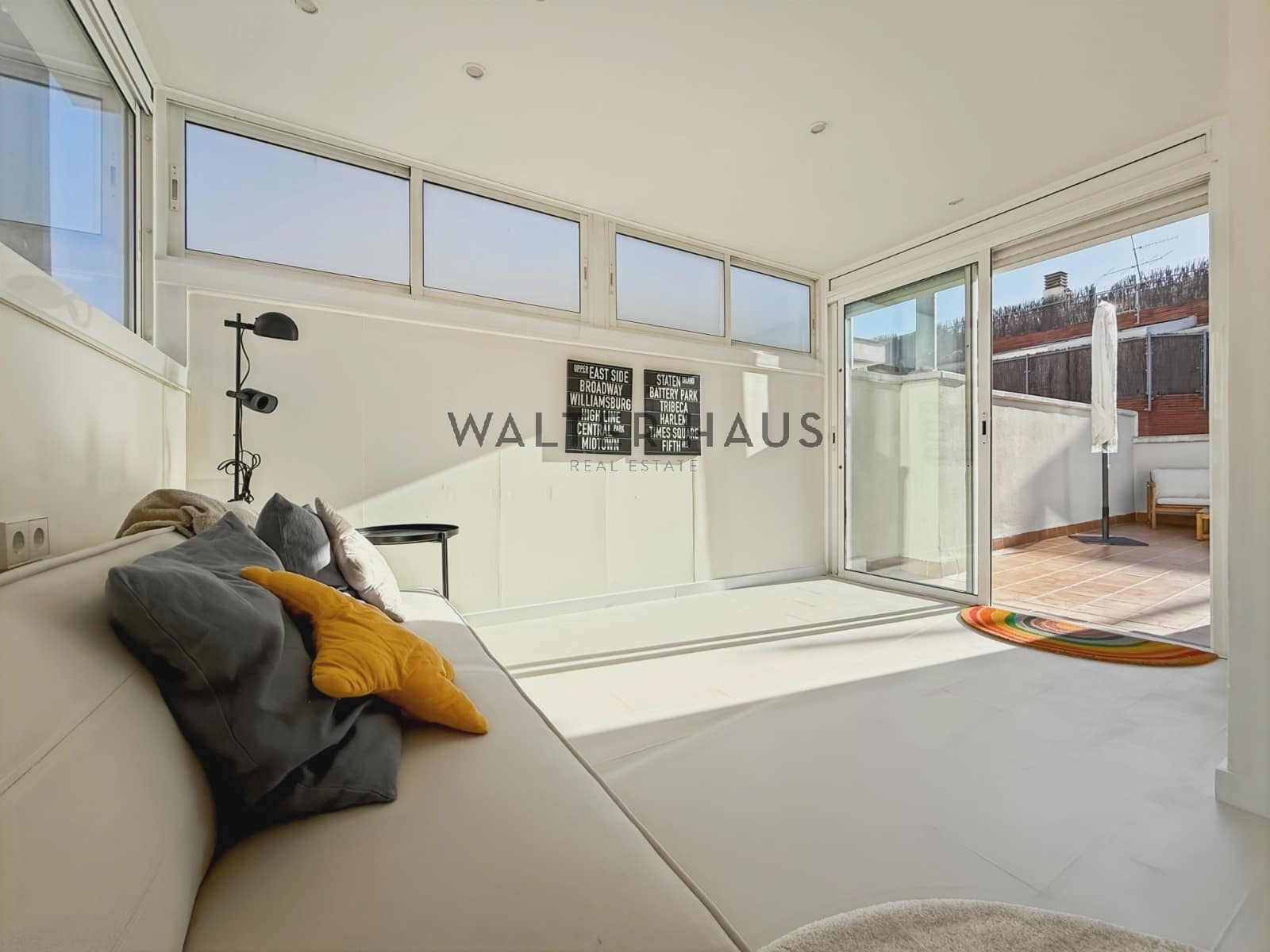 Villa/Maison de 4 chambres à louer à Barcelone ville - 3 400 € (Ref: 9293793)