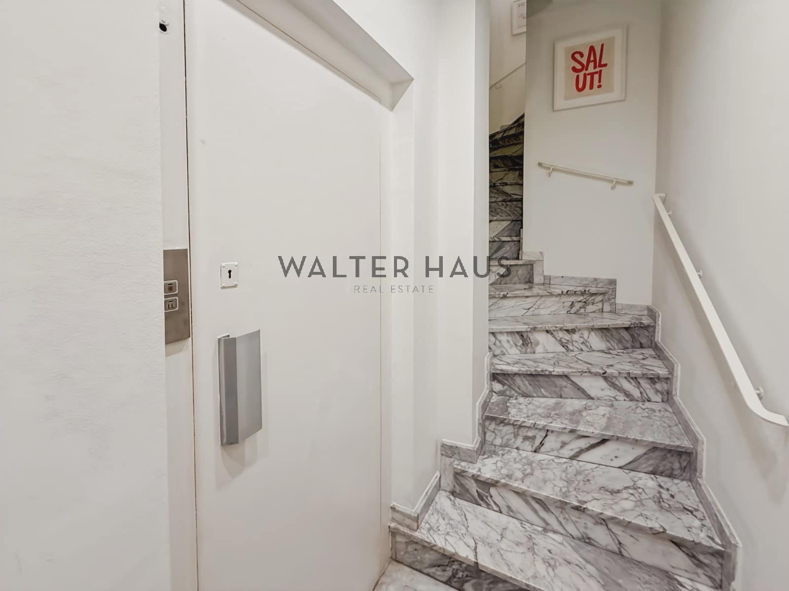 Villa/Maison de 4 chambres à louer à Barcelone ville - 3 400 € (Ref: 9293793)