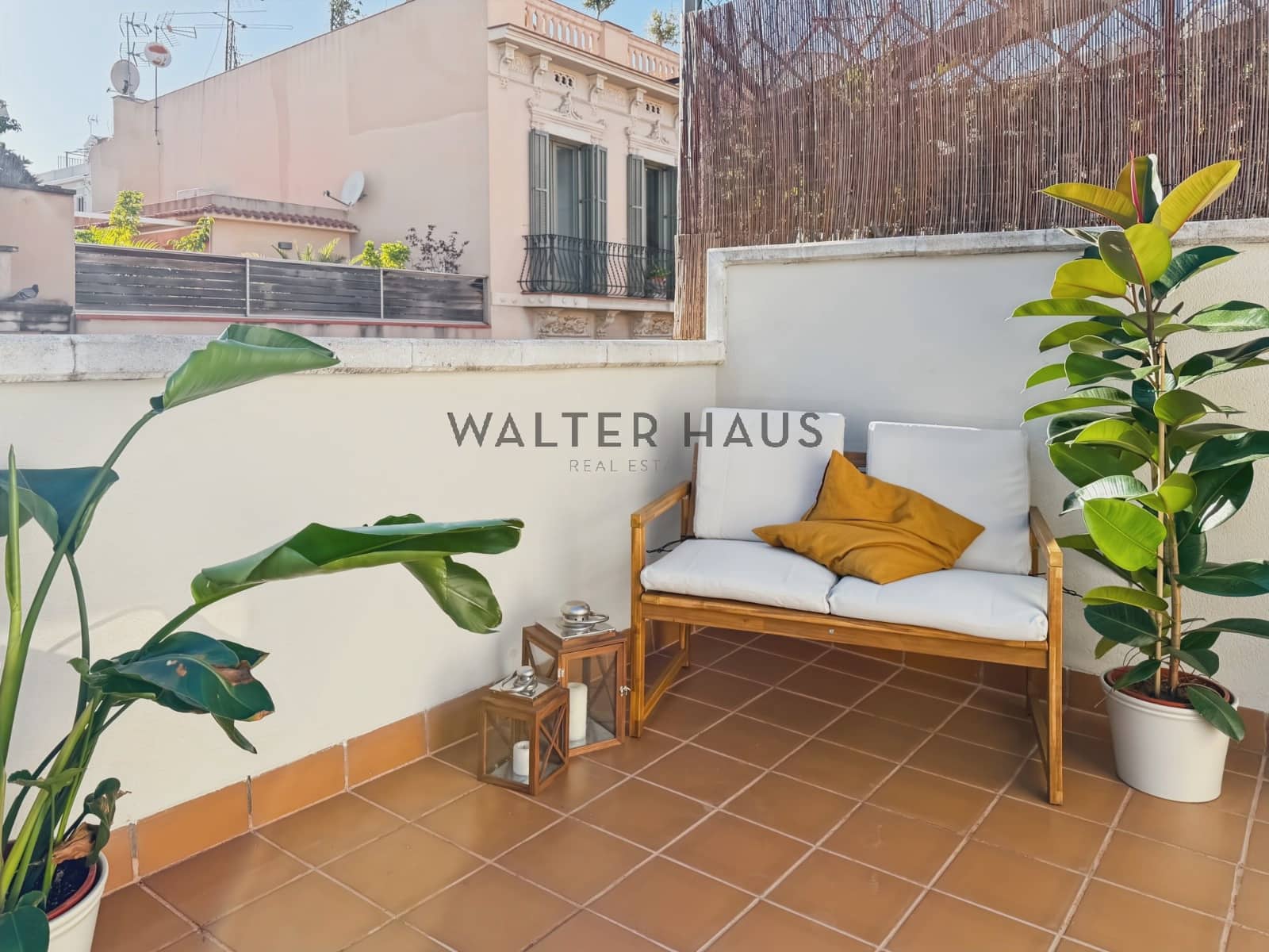 Villa/Maison de 4 chambres à louer à Barcelone ville - 3 400 € (Ref: 9293793)