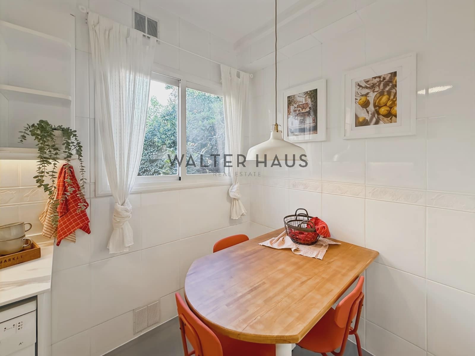 Villa/Maison de 4 chambres à louer à Barcelone ville - 3 400 € (Ref: 9293793)