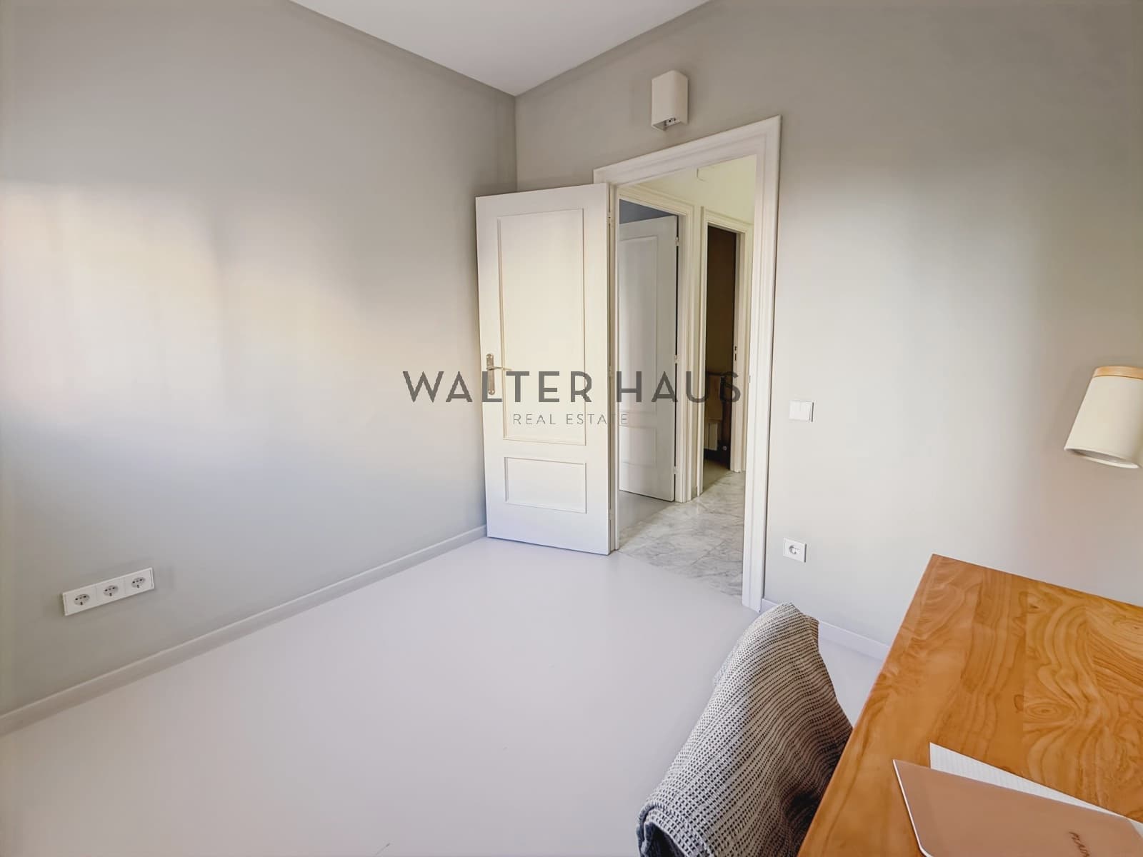 Villa/Maison de 4 chambres à louer à Barcelone ville - 3 400 € (Ref: 9293793)