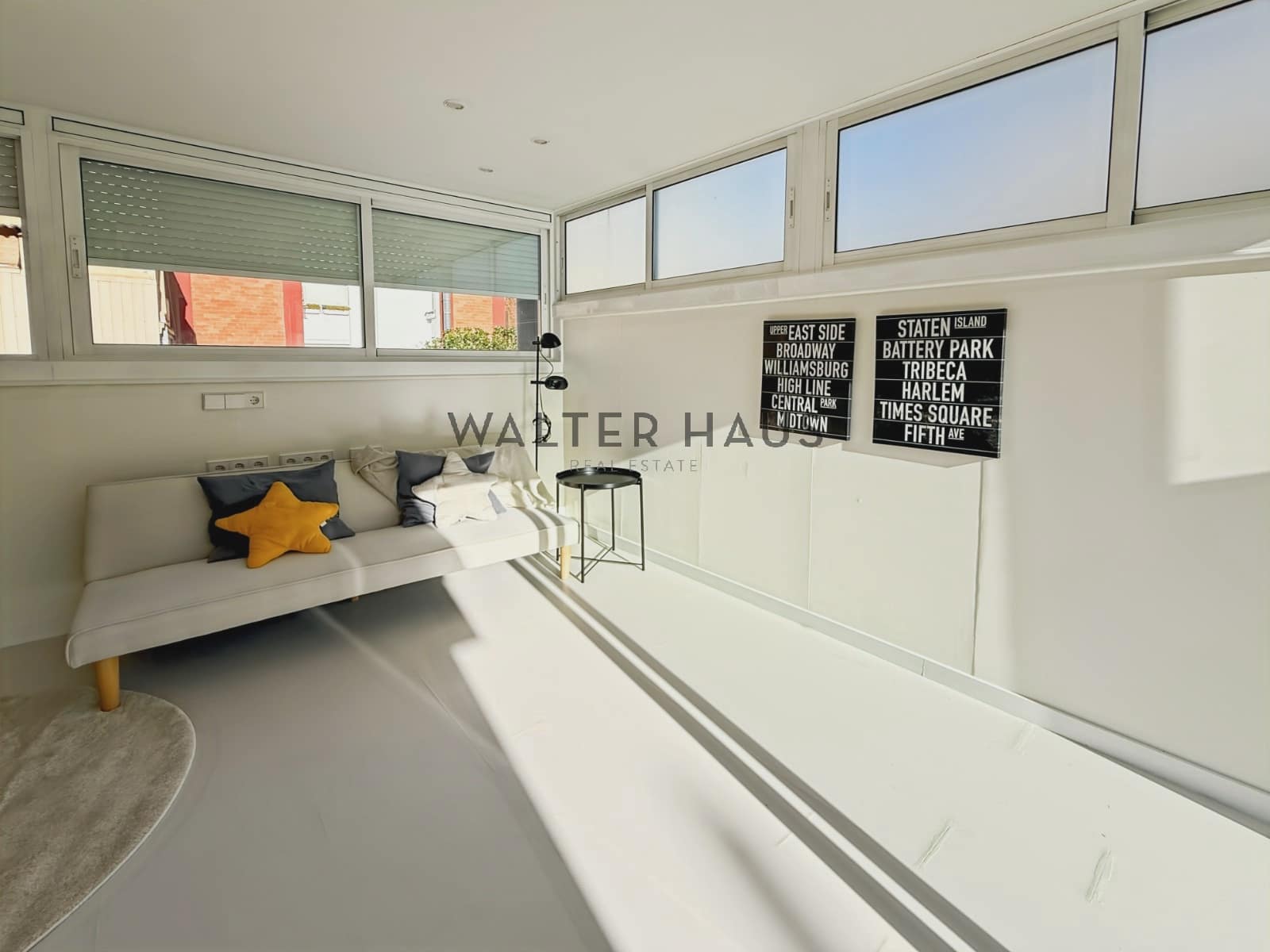 Villa/Maison de 4 chambres à louer à Barcelone ville - 3 400 € (Ref: 9293793)