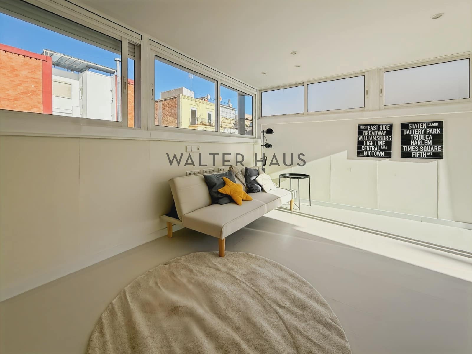 Villa/Maison de 4 chambres à louer à Barcelone ville - 3 400 € (Ref: 9293793)