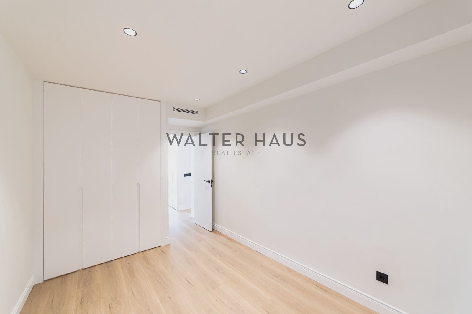 3 sypialnia Mieszkanie na sprzedaż w Miasto Madryt - 1 380 000 € (Ref: 9294018)