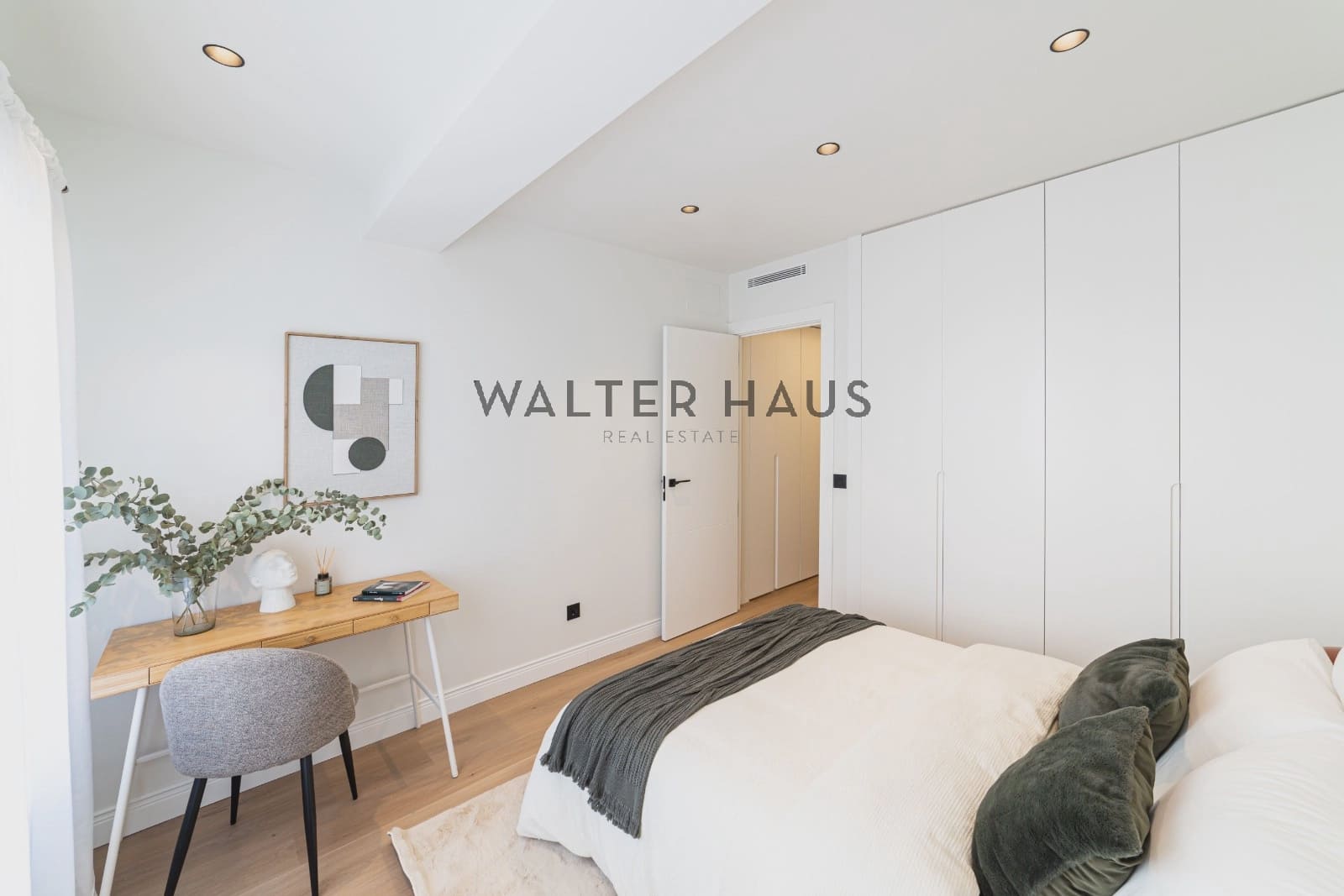 3 bedroom Flat for sale in Madrid city - € 1,380,000 (Ref: 9294018)