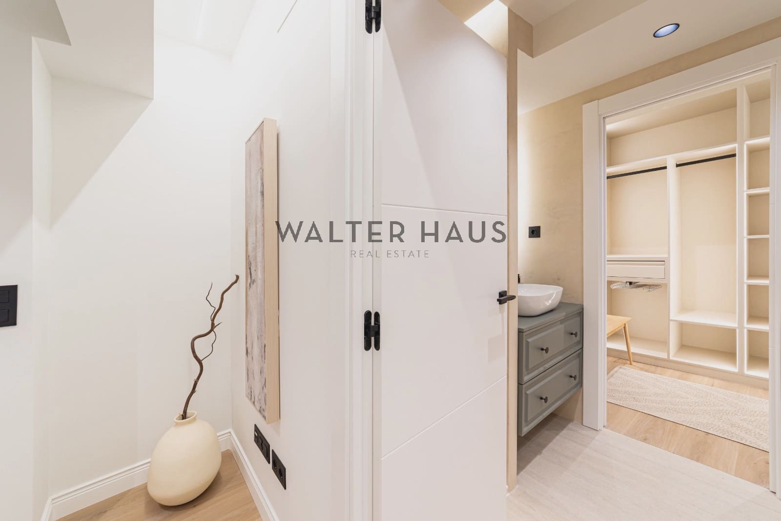 3 bedroom Flat for sale in Madrid city - € 1,380,000 (Ref: 9294018)