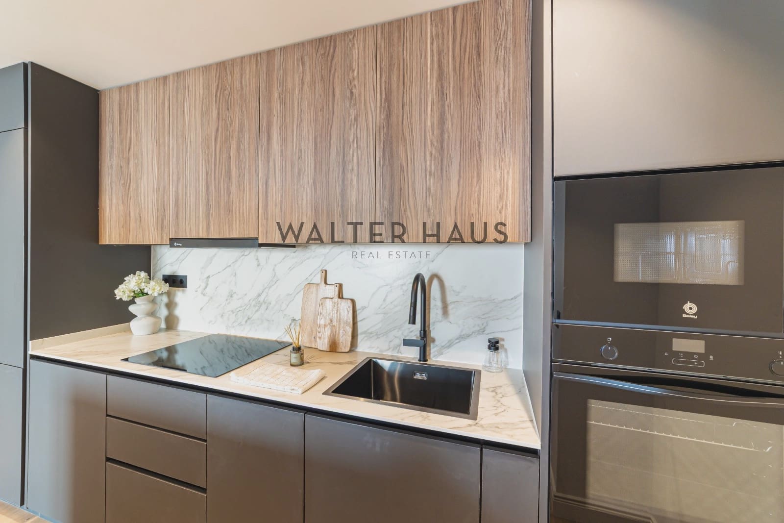 3 bedroom Flat for sale in Madrid city - € 1,380,000 (Ref: 9294018)