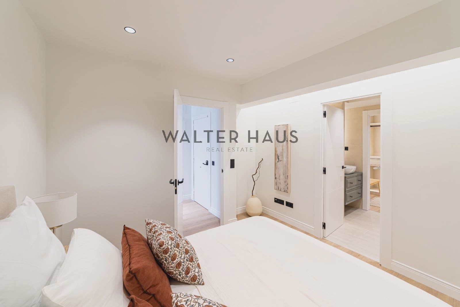 3 bedroom Flat for sale in Madrid city - € 1,380,000 (Ref: 9294018)