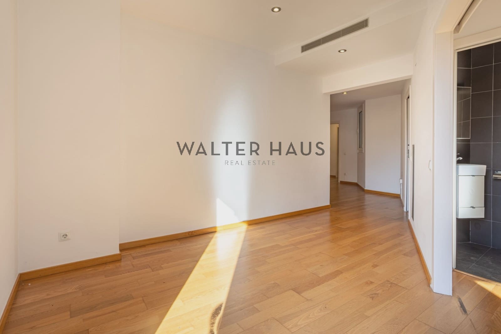 2 makuuhuone Asunto myytävänä paikassa Barcelona kaupunki - 540 000 € (Ref: 9296418)