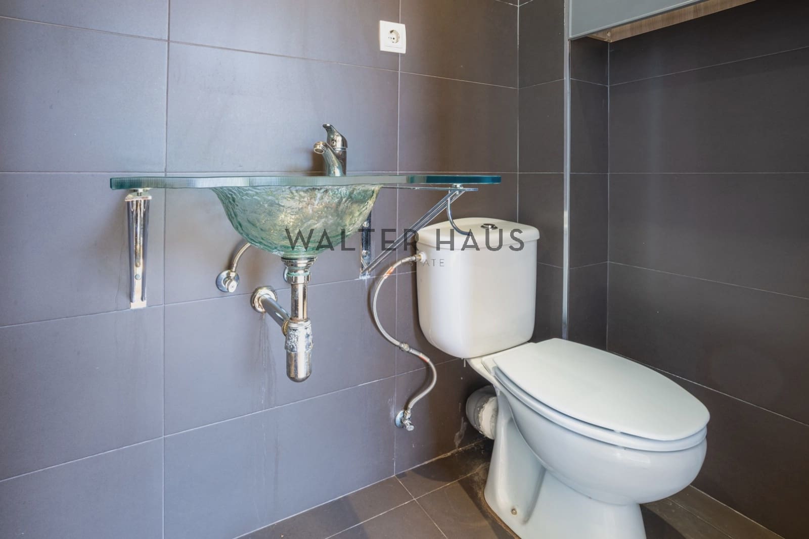 2 bedroom Flat for sale in Barcelona city - € 570,000 (Ref: 9296420)