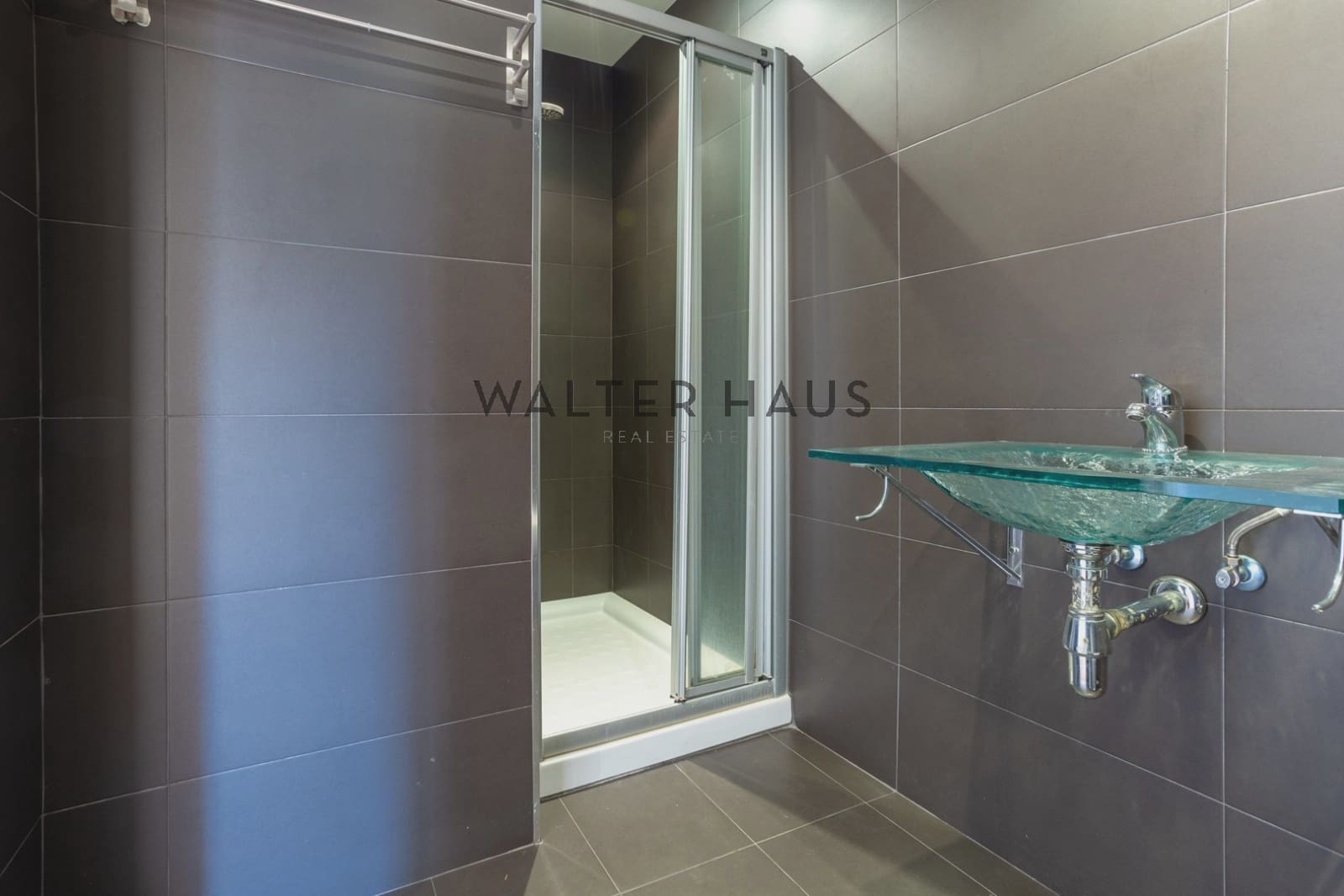 2 bedroom Flat for sale in Barcelona city - € 570,000 (Ref: 9296420)