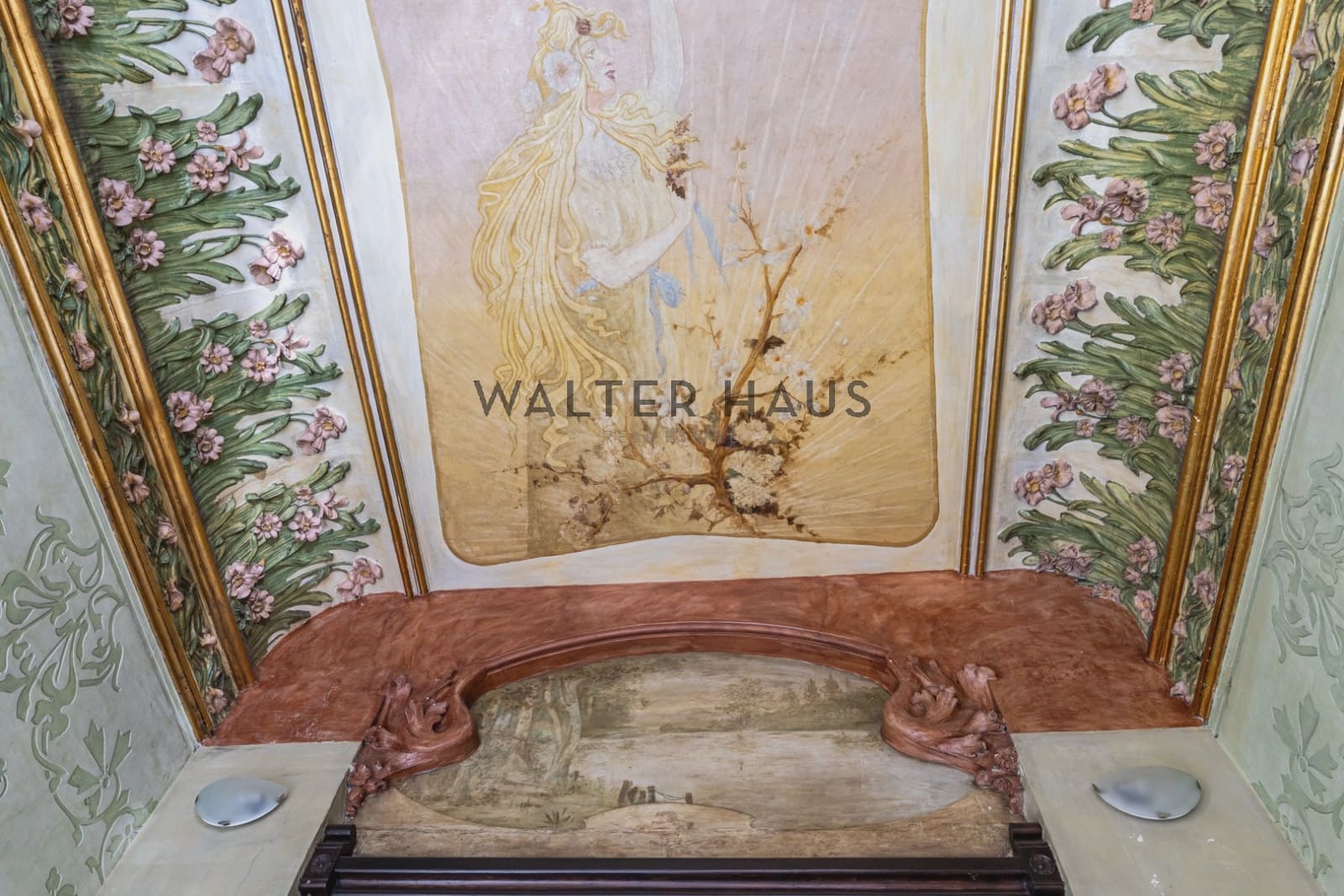 2 bedroom Flat for sale in Barcelona city - € 570,000 (Ref: 9296420)