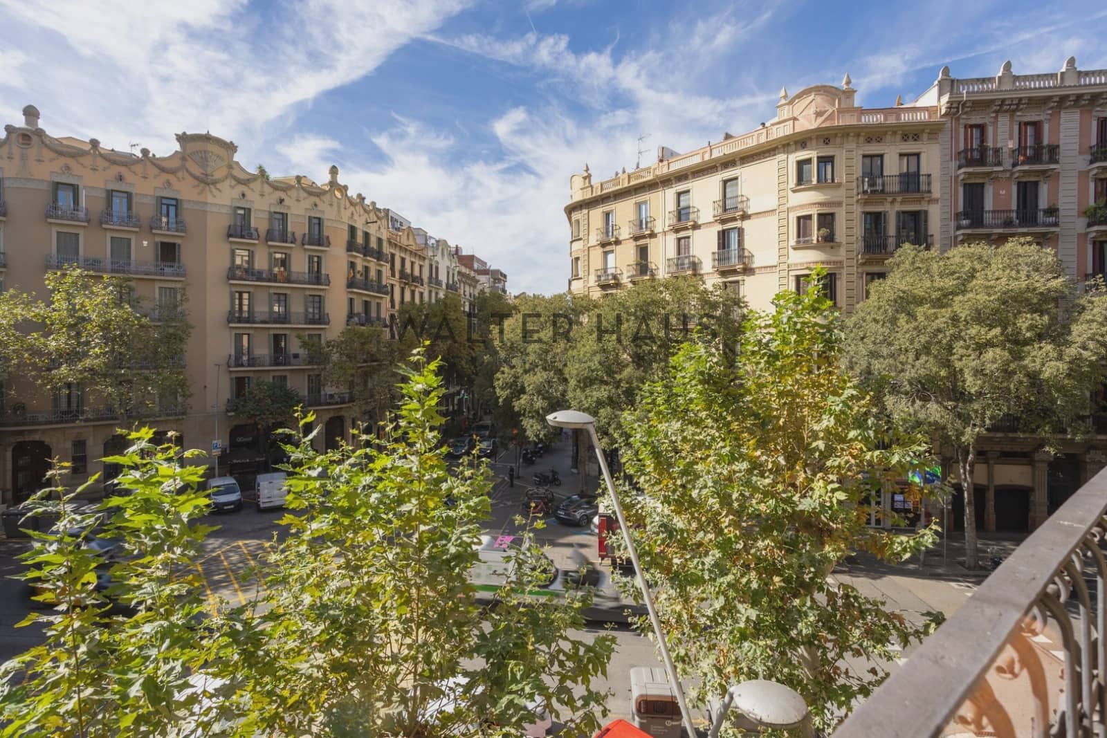 2 bedroom Flat for sale in Barcelona city - € 570,000 (Ref: 9296420)