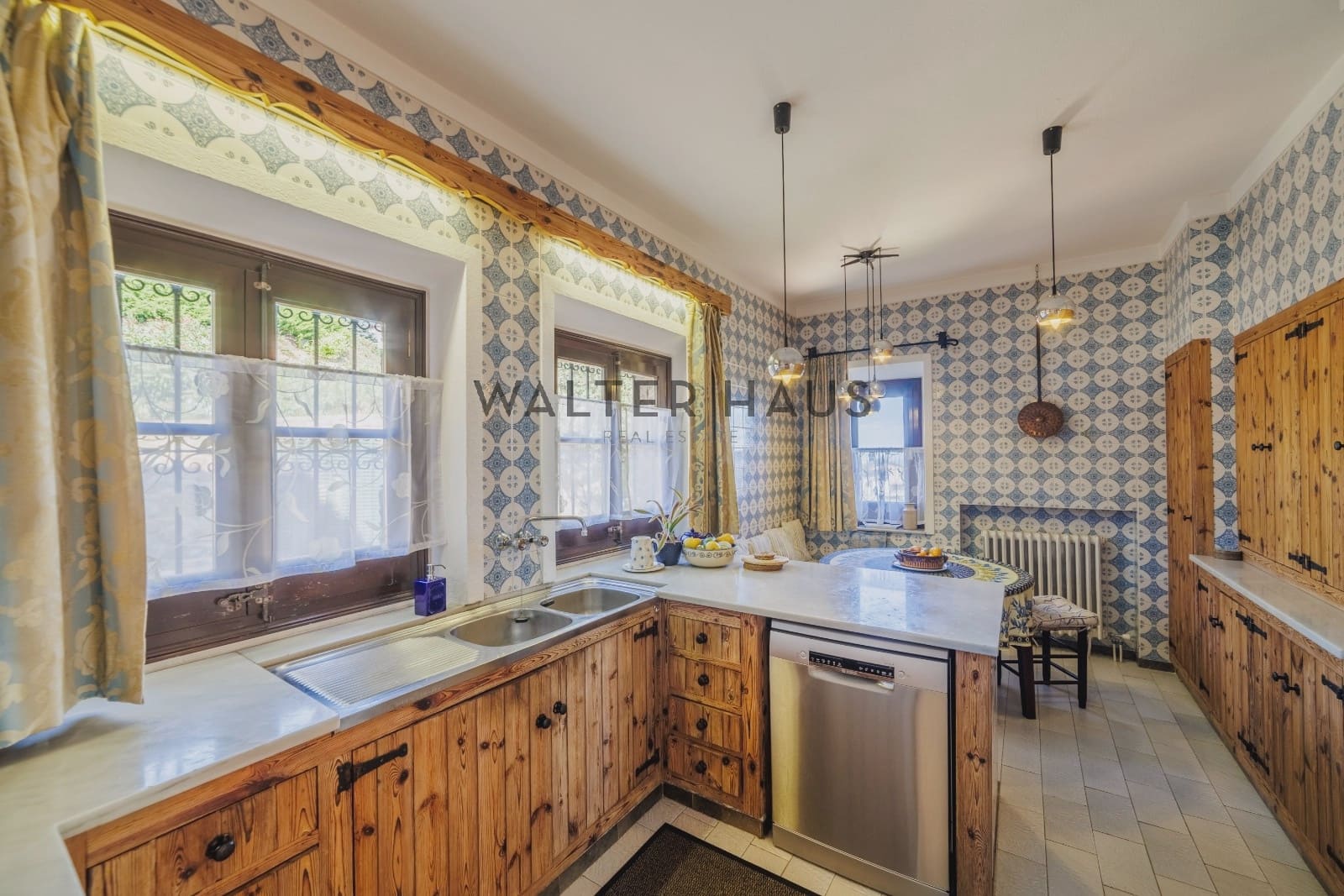 4 bedroom Flat for sale in Platja d'Aro with pool - € 1,295,000 (Ref: 9297945)