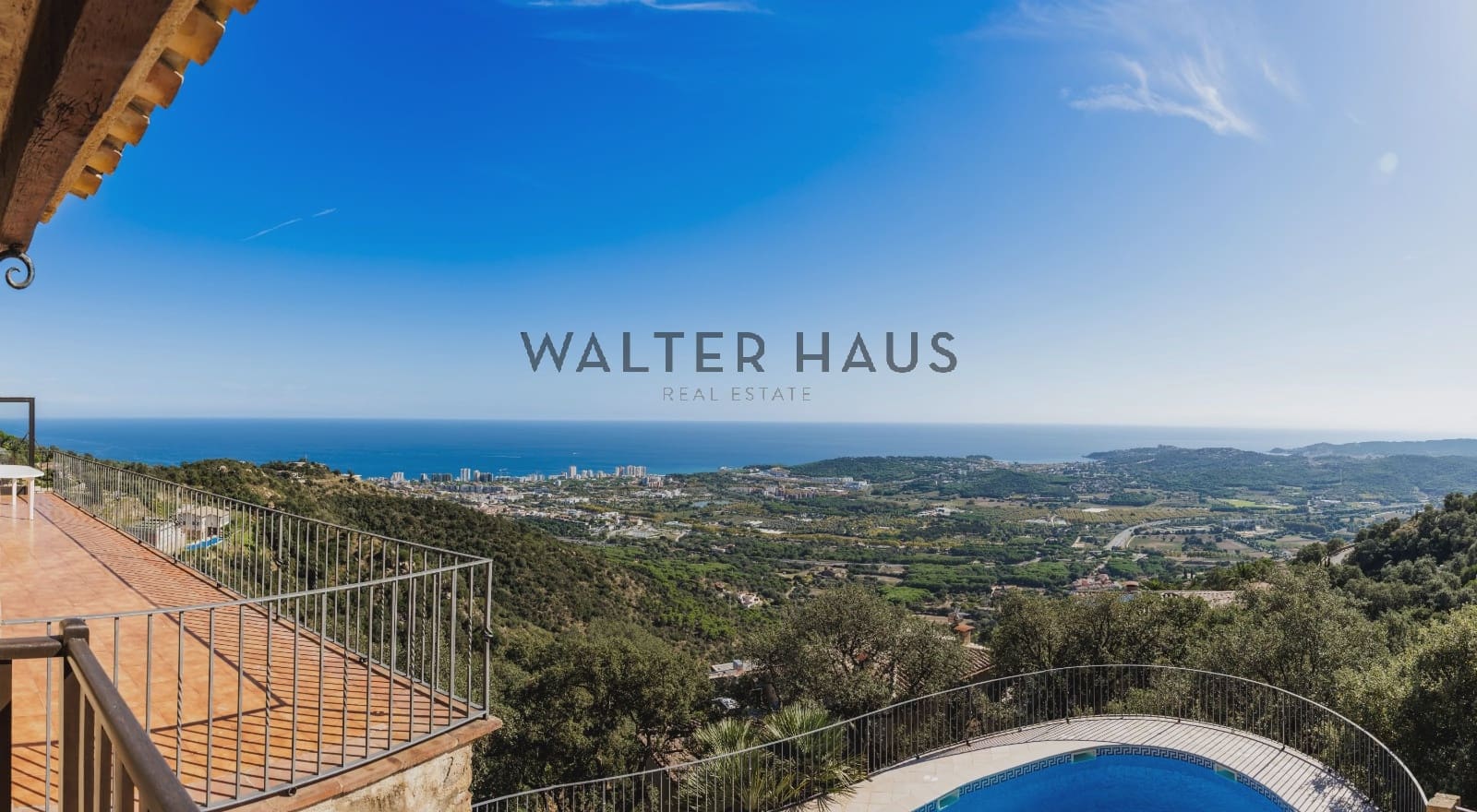 4 bedroom Flat for sale in Platja d'Aro with pool - € 1,295,000 (Ref: 9297945)